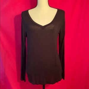 ♥️❄️Revive Black Long Sleeve Top Size L